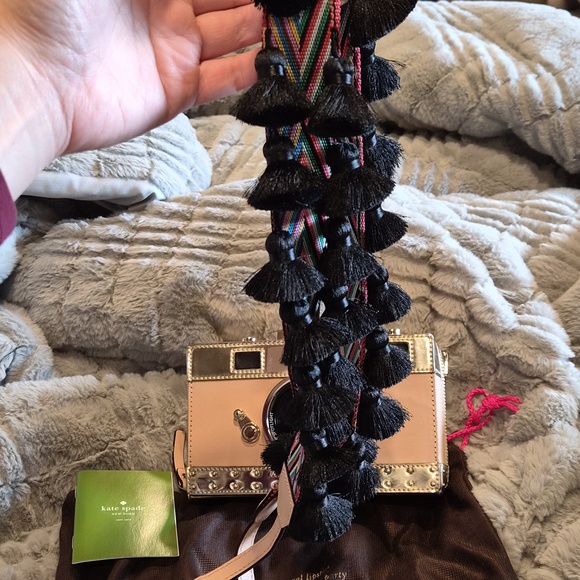 Kate Spade Spice Things Up Camera Bag - Picture 2 of 12